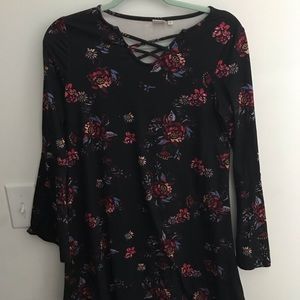 Floral patterned dress, very comfortable!